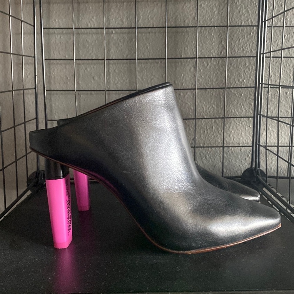Vetements mules